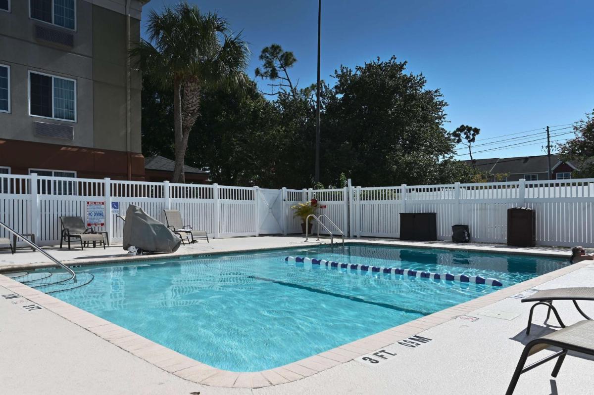 Sonesta Simply Suites Clearwater - image 7