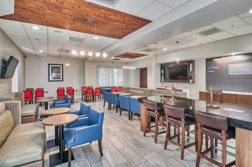 Holiday Inn Express Hotel & Suites Clearwater US 19 North - image 31