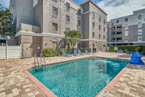 Holiday Inn Express Hotel & Suites Clearwater US 19 North - image 36