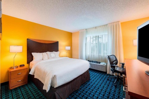 Fairfield Inn and Suites St Petersburg Clearwater - image 5