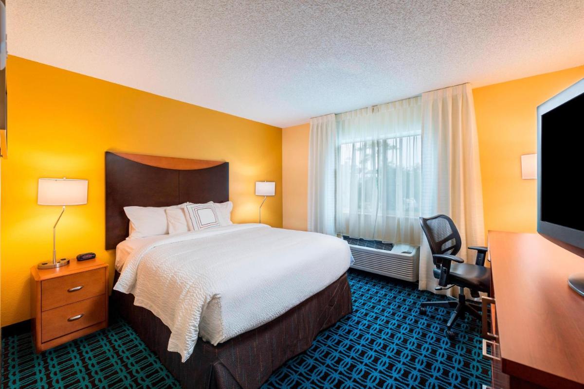 Fairfield Inn and Suites St Petersburg Clearwater - image 5