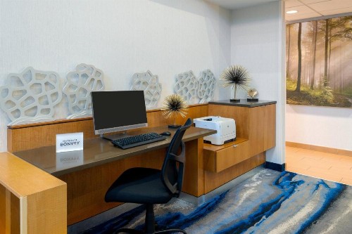Fairfield Inn and Suites by Marriott Clearwater - image 22