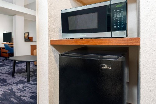 Fairfield Inn and Suites by Marriott Clearwater - image 32