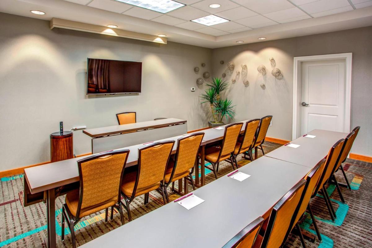 Residence Inn by Marriot Clearwater Downtown - image 6