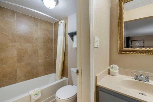 Rodeway Inn Clearwater-Dunedin - image 2