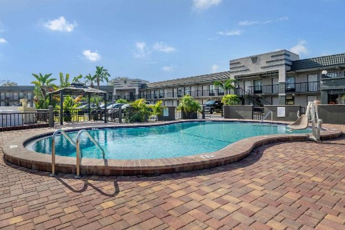 Rodeway Inn Clearwater-Dunedin - image 4