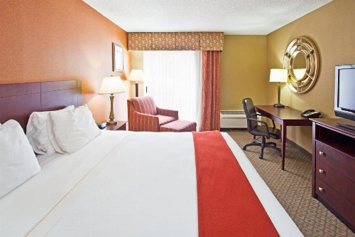 Holiday Inn Express Hotel Clearwater East - ICOT Center an IHG Hotel - image 35