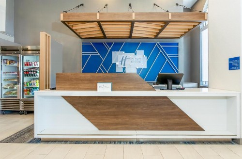 Holiday Inn Express Hotel Clearwater East - ICOT Center an IHG Hotel - image 7