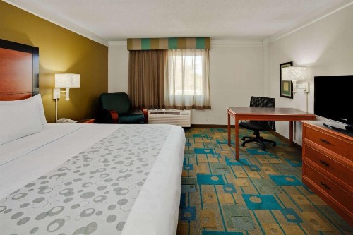 La Quinta by Wyndham St. Pete-Clearwater Airport - image 27