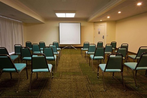 La Quinta by Wyndham St. Pete-Clearwater Airport - image 28