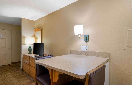 Extended Stay America Suites - Clearwater - Carillon Park - image 10
