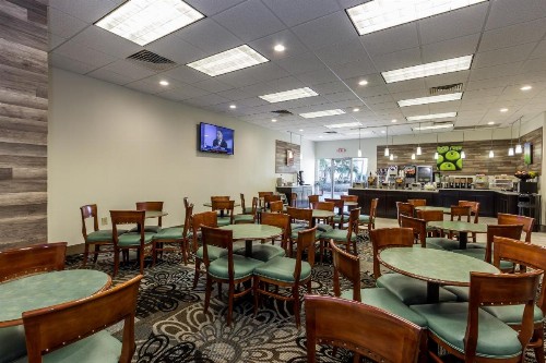 La Quinta by Wyndham Clearwater Central - image 12