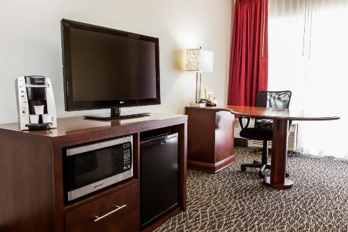 La Quinta by Wyndham Clearwater Central - image 17
