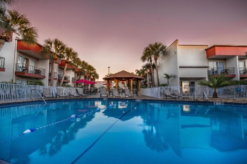 La Quinta by Wyndham Clearwater Central - image 4