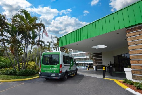 Holiday Inn St. Petersburg N - Clearwater an IHG Hotel - image 7