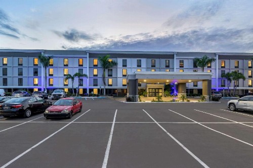 Comfort Inn & Suites Clearwater - St Petersburg Carillon Park - image 24