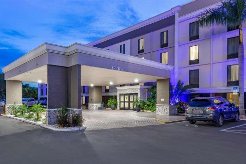 Comfort Inn & Suites Clearwater - St Petersburg Carillon Park - image 31