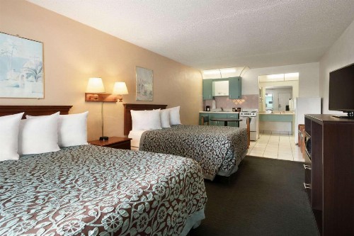 Days Inn by Wyndham Clearwater/Central - image 26