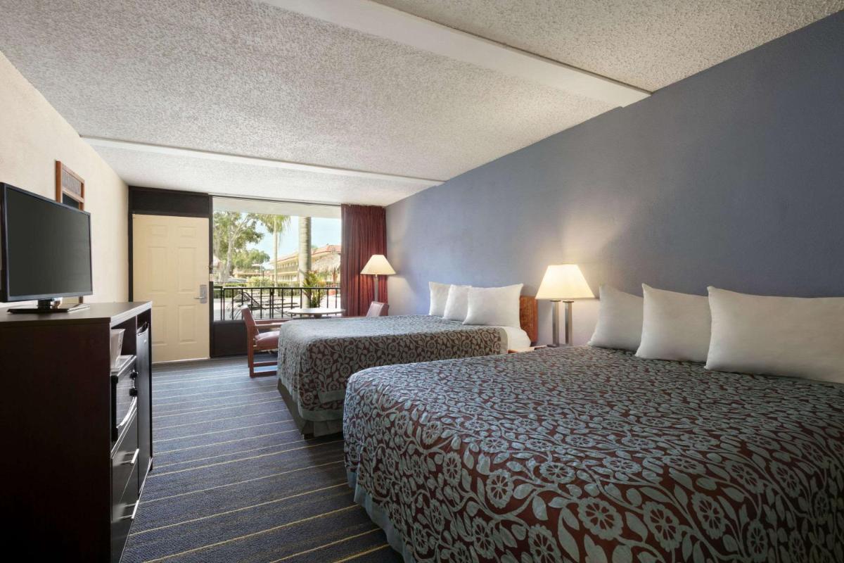 Days Inn by Wyndham Clearwater/Central - image 4
