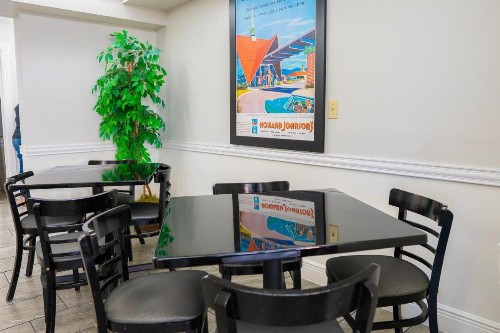 Howard Johnson by Wyndham Clearwater FL - image 22