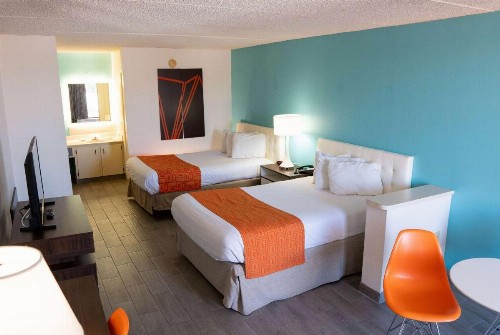 Howard Johnson by Wyndham Clearwater FL - image 5