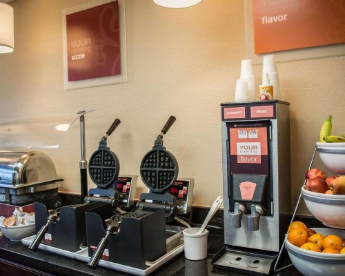 Comfort Suites Clearwater - Dunedin - image 15