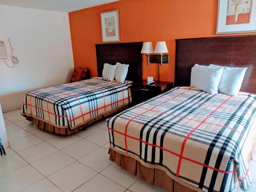 Travelers Inn - Clearwater - image 12