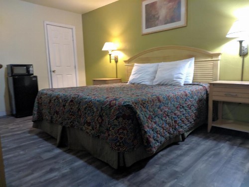 Travelers Inn - Clearwater - image 13
