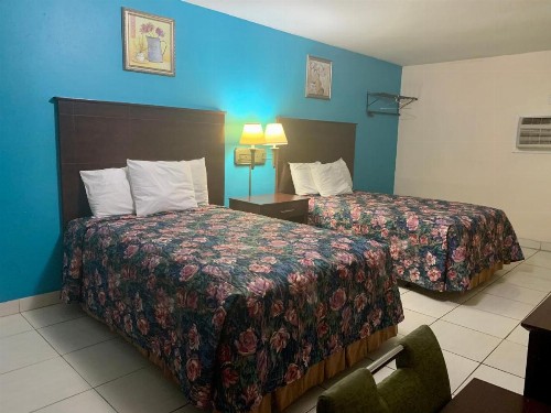 Travelers Inn - Clearwater - image 7