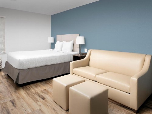 Woodspring Suites Clearwater - image 25