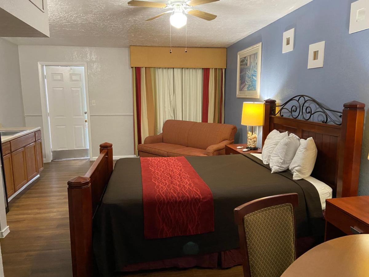 Delux Inn - image 2