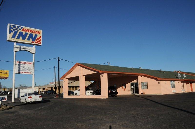 American Inn Cleburne - image 6