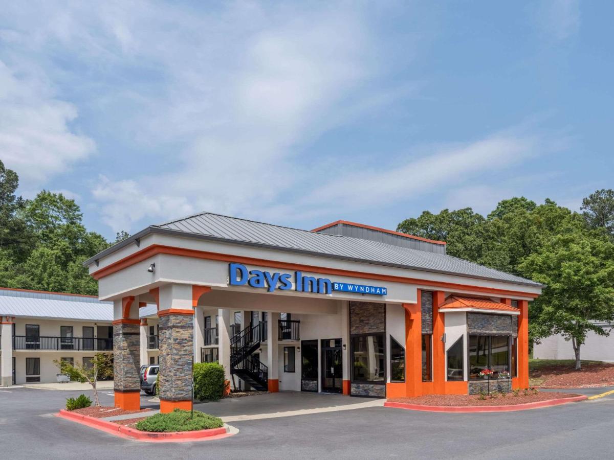 Days Inn by Wyndham Clemson - main image