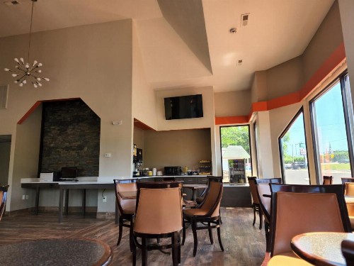Days Inn by Wyndham Clemson - image 39
