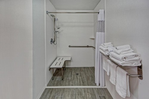 Hampton Inn & Suites Clermont - image 21