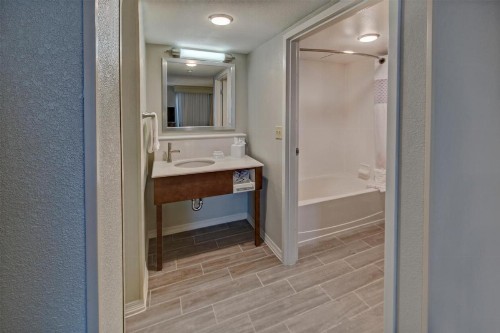 Hampton Inn & Suites Clermont - image 22