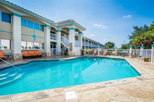 Quality Inn Clermont West Kissimmee - image 12