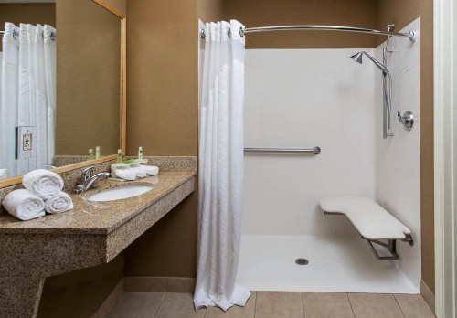 Holiday Inn Express - Clermont an IHG Hotel - image 32