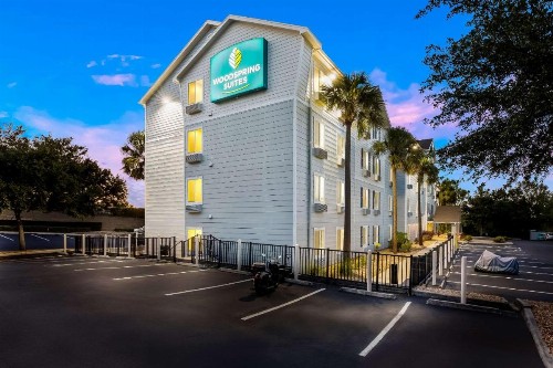 WoodSpring Suites Orlando Clermont - Minneola - image 4
