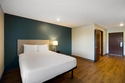 WoodSpring Suites Orlando Clermont - Minneola - image 7