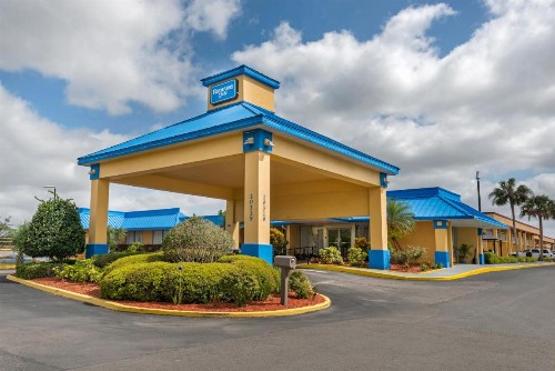 Rodeway Inn - image 1