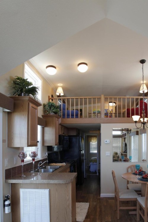 Lake Magic Loft Cottage 11 - image 8