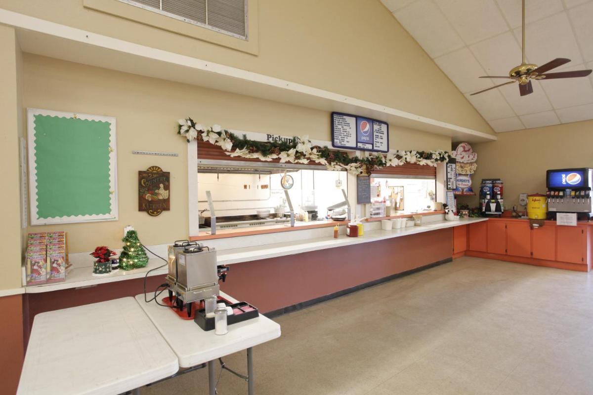 Orlando RV Resort - image 5