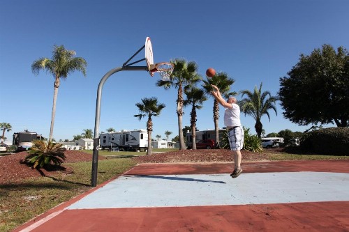Orlando RV Resort - image 8