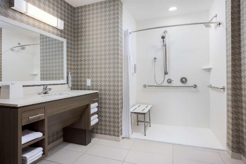 Home2 Suites By Hilton Clermont - image 9