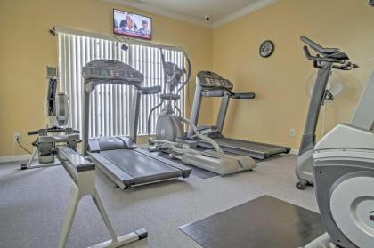 Spacious Clermont Getaway Only 10 Miles to Disney! - image 13