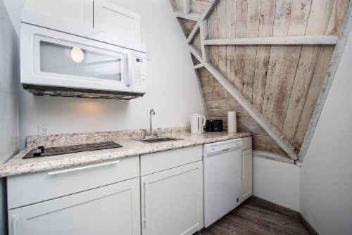 STUDIO 01 - Lake Sumner - image 2