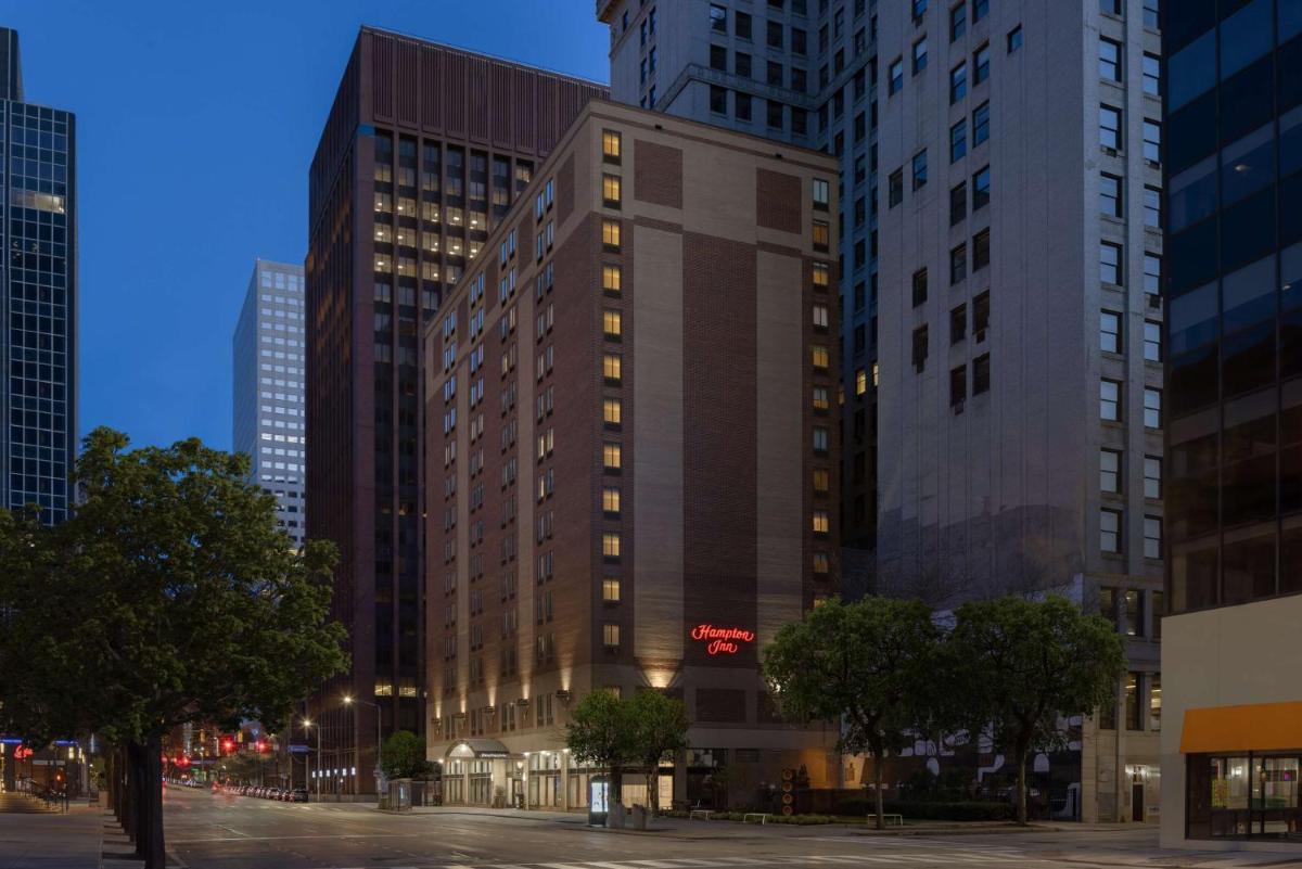 Hampton Inn Cleveland-Downtown - main image