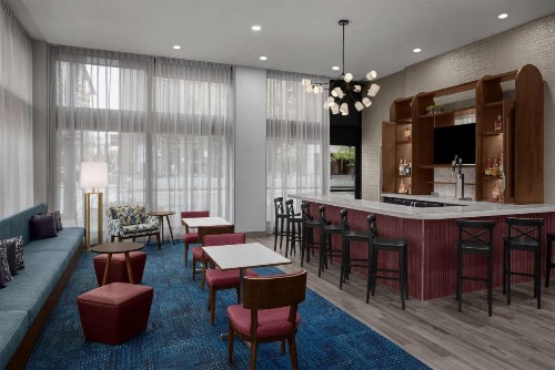 Hampton Inn Cleveland-Downtown - image 37