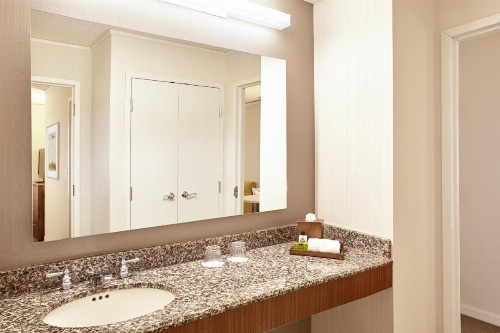 InterContinental Suites Hotel Cleveland an IHG Hotel - image 11